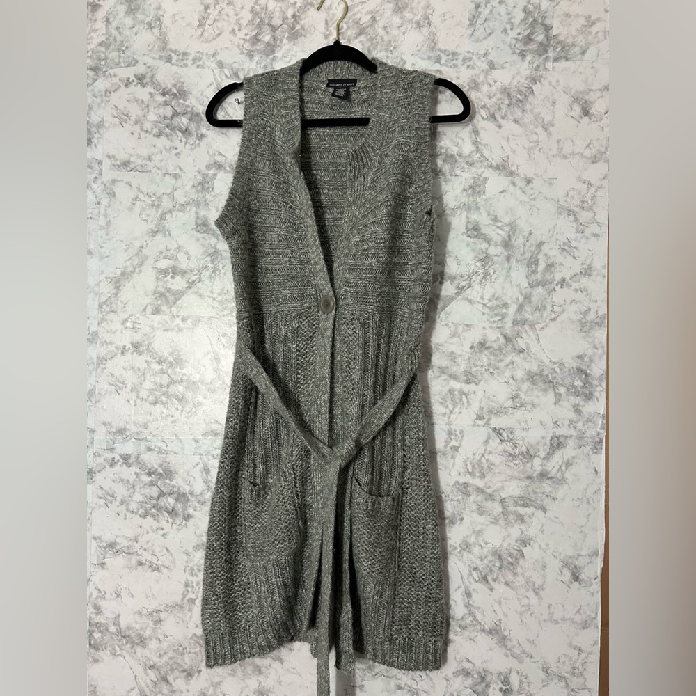 Sweater Project Gray Knit sleeveless sweater Cardigan Sz L EUC
11